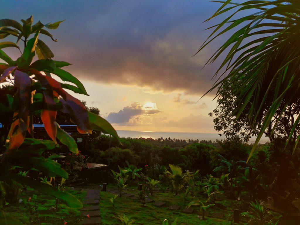 The Lighthouse Hotel Pulau Little Corn Bagian luar foto